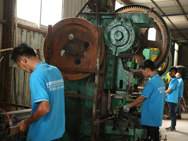 问鼎体育·|（官方）在线官网-生产车间